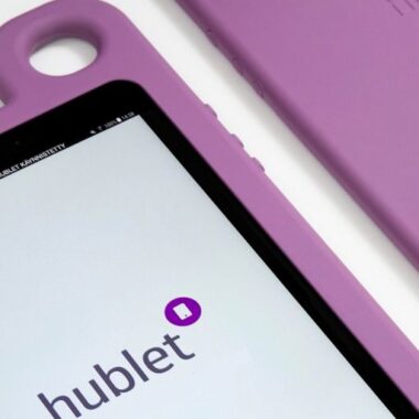 Hublet-6-1-380x380